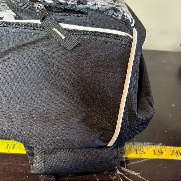 Sling Shoulder Backpack Bag Crossbody Triangle Pack Rucksack OS - Picture 11 of 14